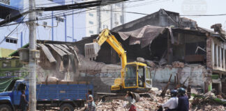 Над 3000 са вече жертвите на мощното земетресение в Мианмар