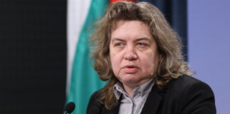 Наталия Киселова подала оставка като шеф на парламента