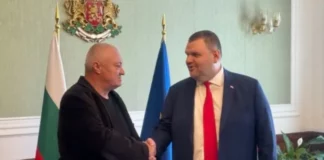 Пореден кмет влезе в отбора на Пеевски