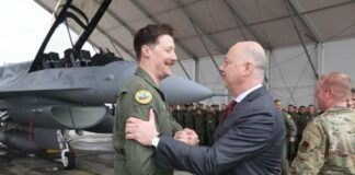Американският пилот, приземил първия F-16 у нас, бе сложил нашивка на българските ВВС