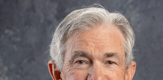 Американските акции и доларът отново се сринаха, след като Тръмп атакува шефа на Федералния резерв