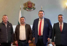 Още един кмет на Доган пристана на Пеевски