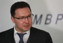 Бебето на Гергана ще спи спокойно, министър Митов забрани учебните стрелби в Смолян между 14 и 16 часа