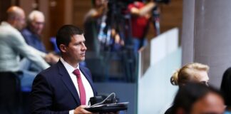 Ивелин Михайлов: ДБ и „Възраждане“ бетонират правителството