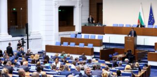 Остри реплики и обвинения между ДПС-НН и хората на Доган