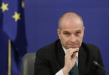 Караджов: Имам усещането, че живеем в паралелна реалност. Борбата с корупцията в ДАИ се представя за чадър над нея