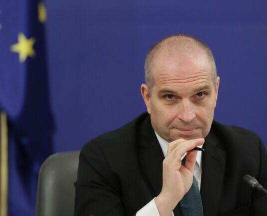 Гроздан Караджов: ПП–ДБ бетонираха монопола на БДЖ под прикритието на реформи