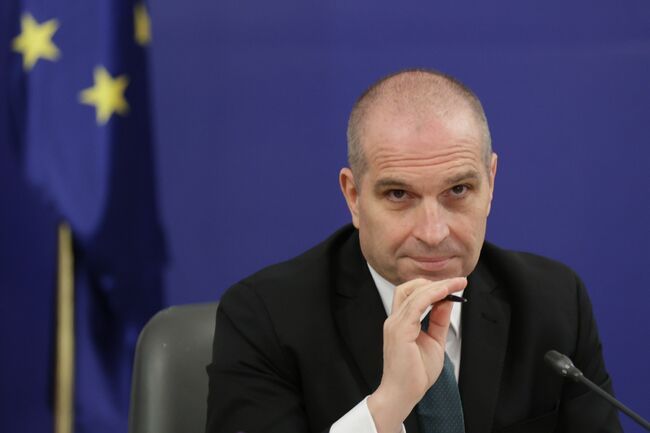 Ако Продължаваме промяната Демократична България бяха внесли вот на недоверие към собствената