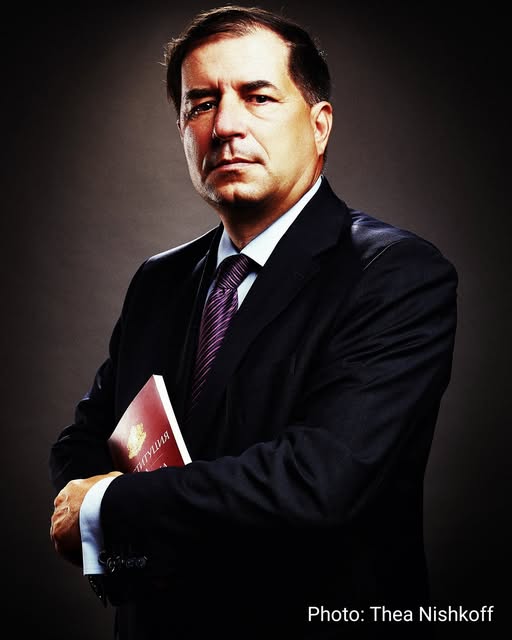 Борислав Цеков фейсбукЧАСЪТ НА КОНСТИТУЦИОНАЛИСТАПолитическото решение на ръководството на Народното