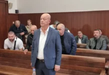 Кметът на община Минерални бани Мюмюн Искендер остава на поста си