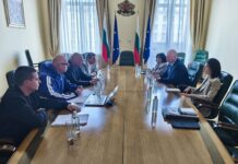 КНСБ: Основните заплати на шофьорите в градския транспорт ще бъдат увеличени с 300 лв.