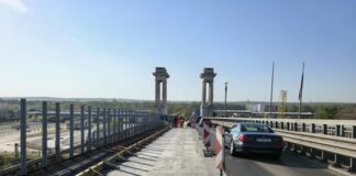 Фериботът в Никопол не работи заради повреда