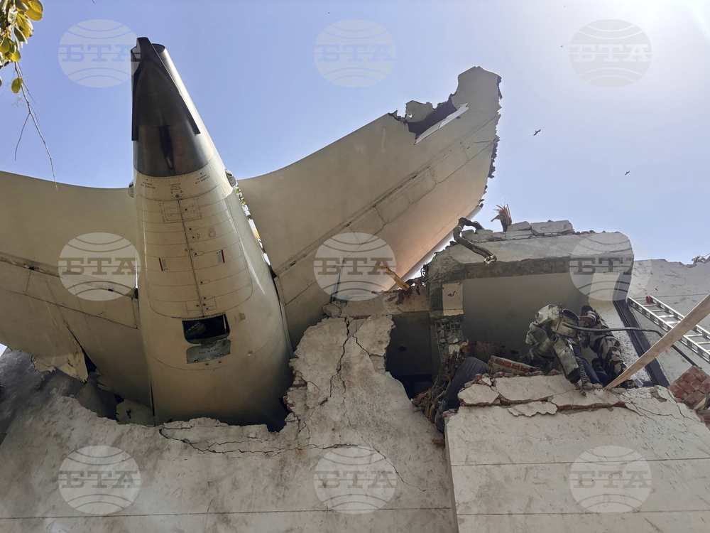 Повече от 200 души са загинали при самолетната катастрофа в