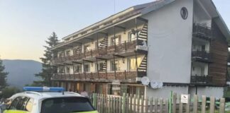 Изведоха възрастни хора и от дом в Говедарци