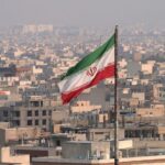 Иран обяви „мащабна“ вълна от дронови удари срещу Израел и американски бази в региона