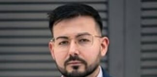 Капят като есенни листа знакови членове на „Промяната“: Емил Соколов също подал заявление, че напуска партията