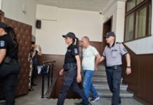 Над 1 млн. лева намерени в дома на семейство пловдивски лекари, продавали метадон