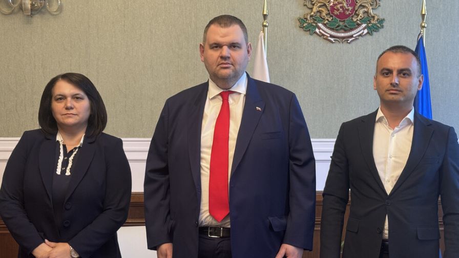 Лидерът на ДПС и ПГ на ДПС Ново начало Делян Пеевски