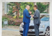 Пеевски извади снимка от среща на Кирил Петков с шефа на антикорупционната комисия Антон Славчев