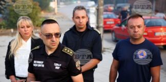 Пожарът в Безден е овладян, 10 къщи са засегнати