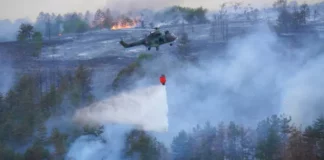Два военни хеликоптера летят към Рилския манастир, за да гасят пожара