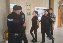 Пуснаха фолкпевицата Дебора под домашен арест