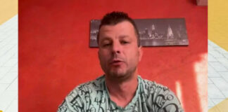 Недоволен клиент пали колите на строител