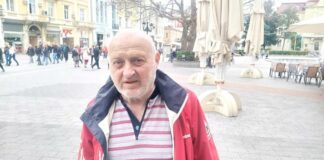 Подалият уж оставка Кирил Петков се забърка в скандал на сбирка на ПП в Пловдив