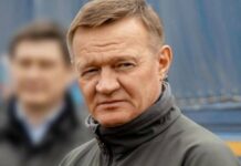 Руският министър на транспорта Роман Старовойт се застрелял часове, след като Путин го уволни