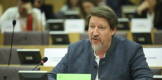 Докладчикът за РСМ Томас Вайц се оплака, че е получил смъртни заплахи