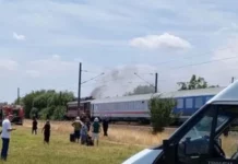 Запали се локомотивът на бързия влак Варна-София край Стара Загора