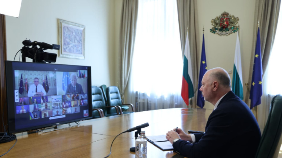 Гаранциите за сигурност за Украйна трябва да включват устойчивата подкрепа