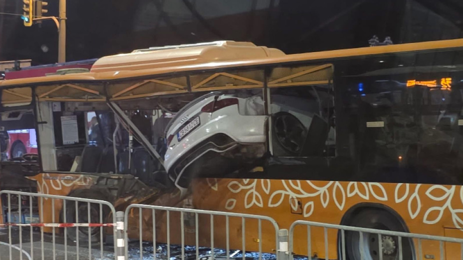 Аудито забило се в автобуса на градския транспорт в София