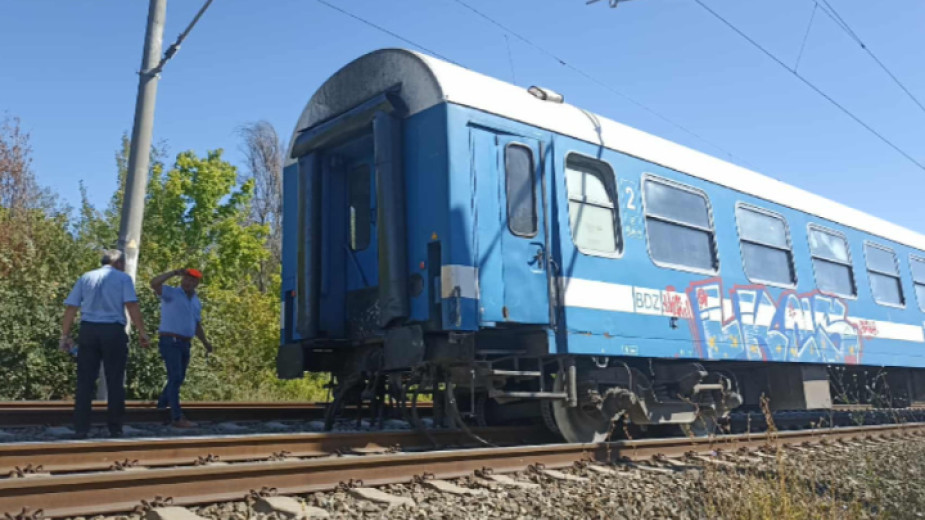 Пътниците от дерайлиралия влак край старозагорското село Калитиново се извозват