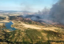 Четвърти ден продължава борбата с огнената стихия в Сакар