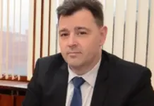 „Възраждане“: Разпадът в Община Варна добива епични размери, до нивото на трагикомедия