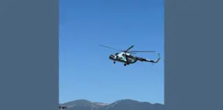 И хеликоптер се включи в гасенето на пожара в природен парк „Рила“