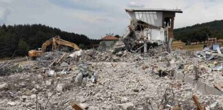 Все пак събориха незаконната постройка на Вълка на язовир „Искър“