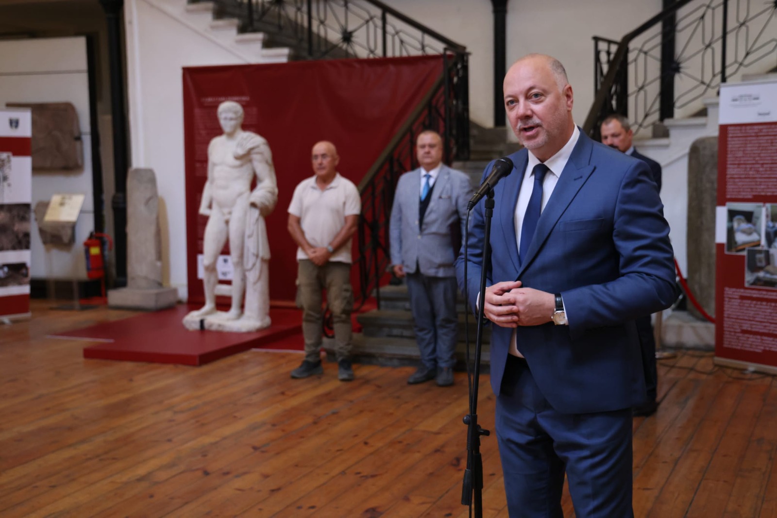 В София представиха напълно реставрираната втора антична мраморна статуя от