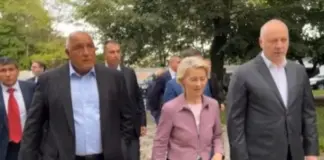 Урсула фон дер Лайен пристигна в България, Борисов и Желязков я посрещнаха (ВИДЕО)