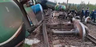 Украйна удари руски железопътни линии и рафинерия