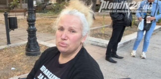 Майката на убития Митко от Цалапица със счупен крак и в количка пред съда: Загубих вяра!