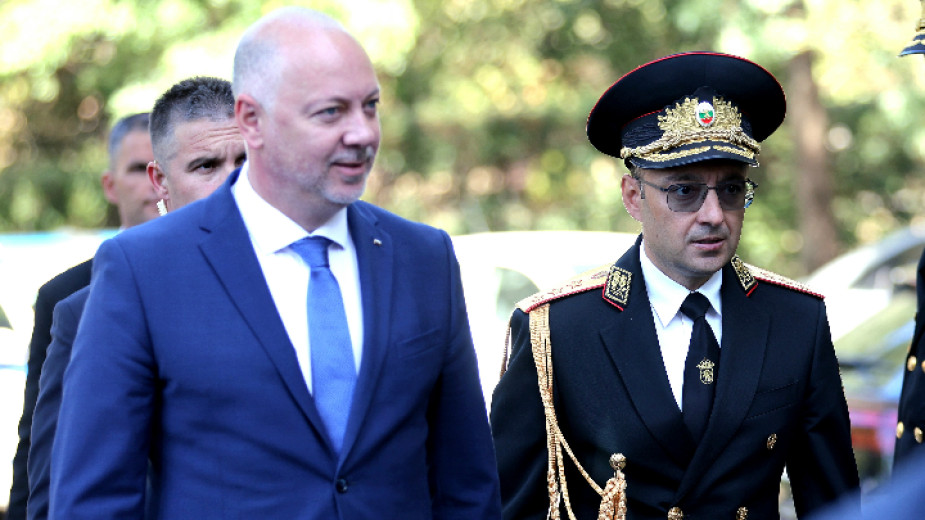 Премиерът Росен Желязков коментира внесения вот на недоверие по време