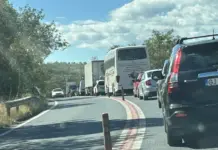 Катастрофа в Кресненското дефиле, движението е в една лента