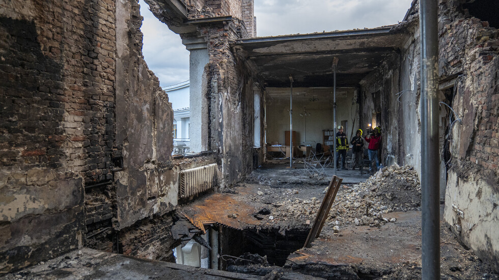 Руска въздушна бомбардировка уби най малко 21 цивилни в украинско село