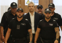 От днес Благомир Коцев ще изпълнява задълженията си на кмет от ареста