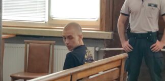 18-годишният бияч на полицейския шеф в Русе остава в ареста