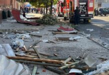 Четирима са ранени при руски въздушен удар над Харков