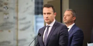 Жечо Станков: Обезпечени са горивата до края на годината, ако има спекула, държавата ще се намеси