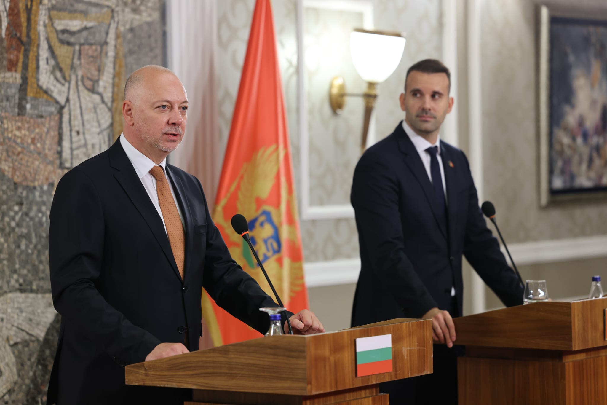 В политическата лексика когато се използват метафори те трябва да